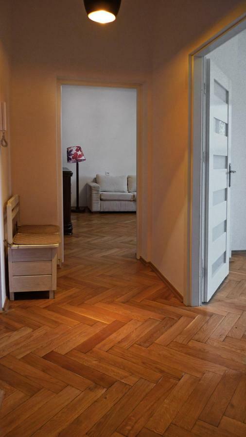 Center Apartment Warsawa Bagian luar foto
